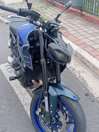 YAMAHA MT-09 YAMAHA MT-09